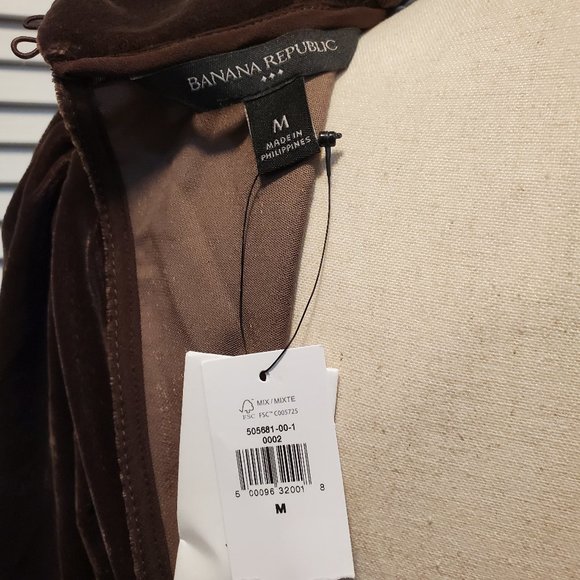 NWT Banana Republic Velvet Top - Size M - Picture 2 of 5